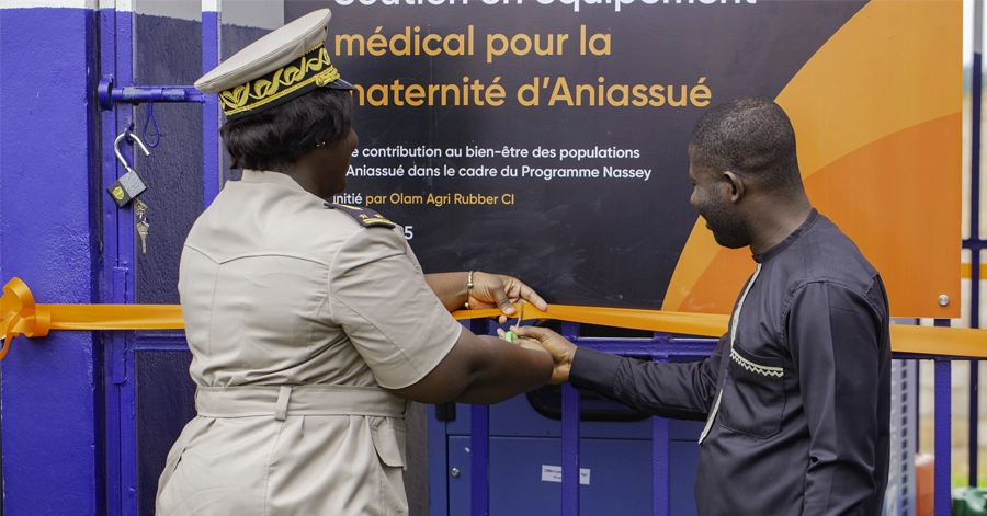 Donating Vital Medical Equipment to Aniassué Maternity Hospital